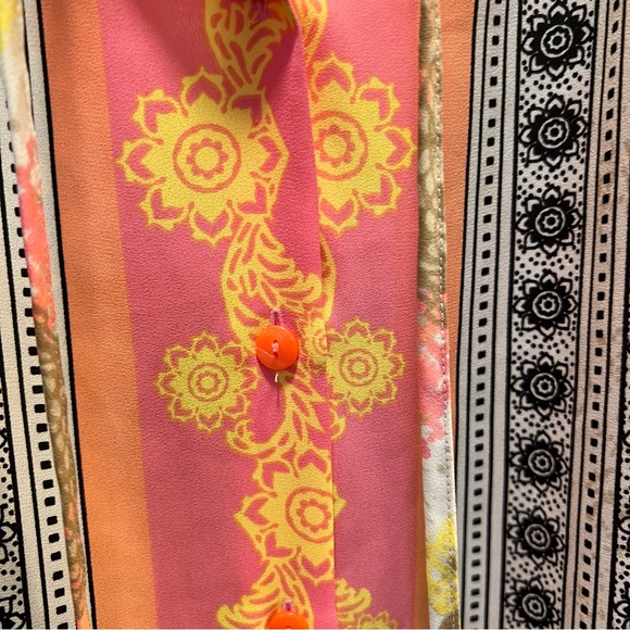 Style & Co. Peach Tan Elastic Hem Long Sleeve Button Front Blouse. Size XL. - Picture 9 of 11